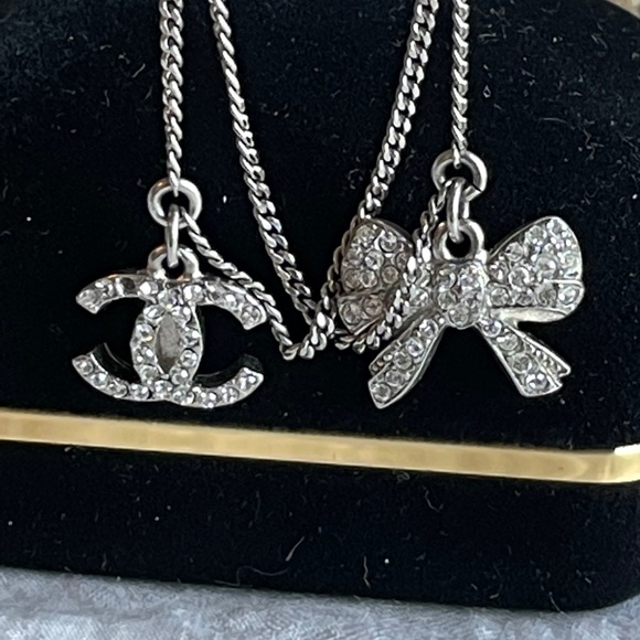 Authentic CHANEL Bracelet - Picture 10 of 17